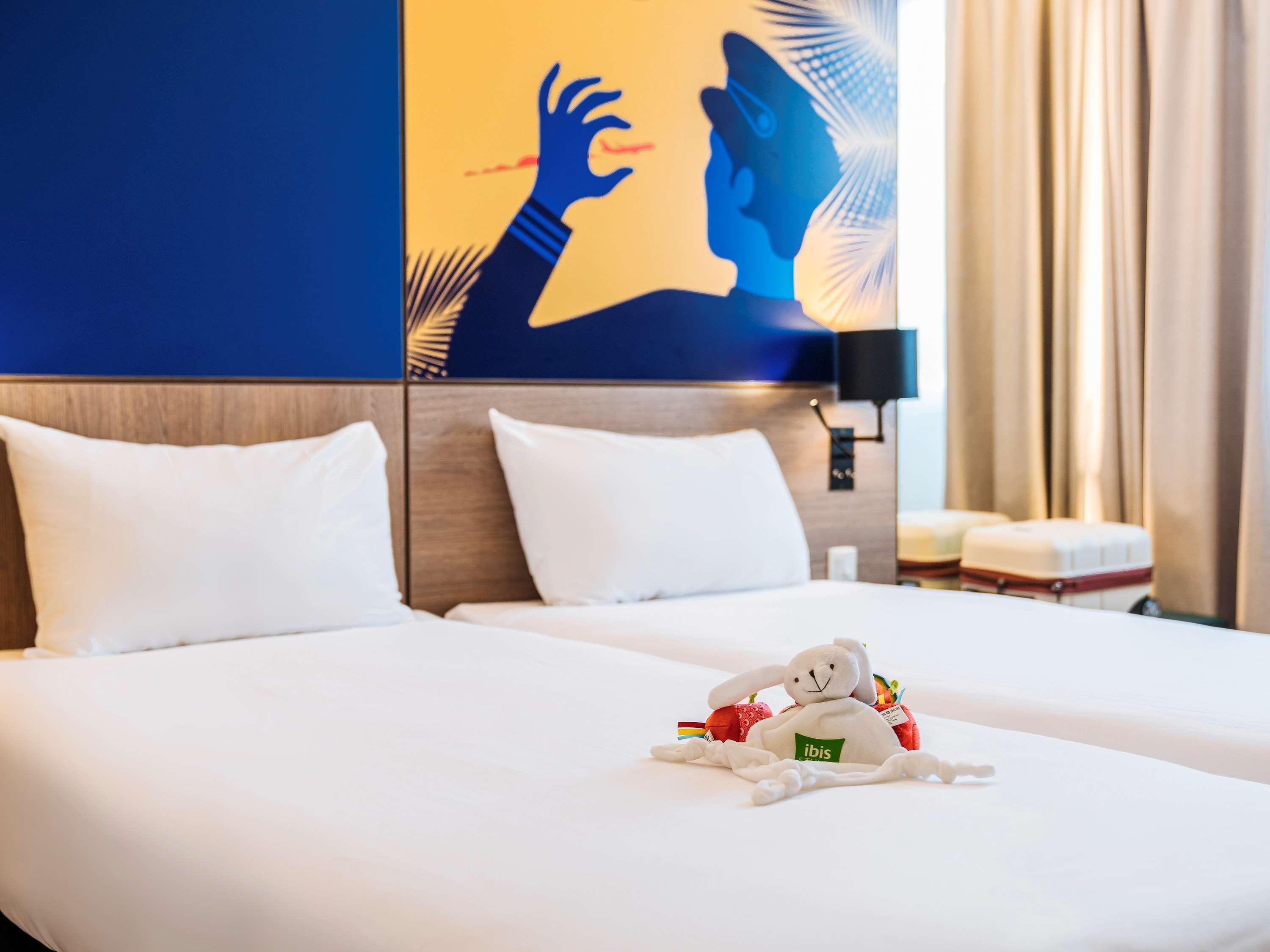Ibis Styles Nice Aeroport Arenas Buitenkant foto