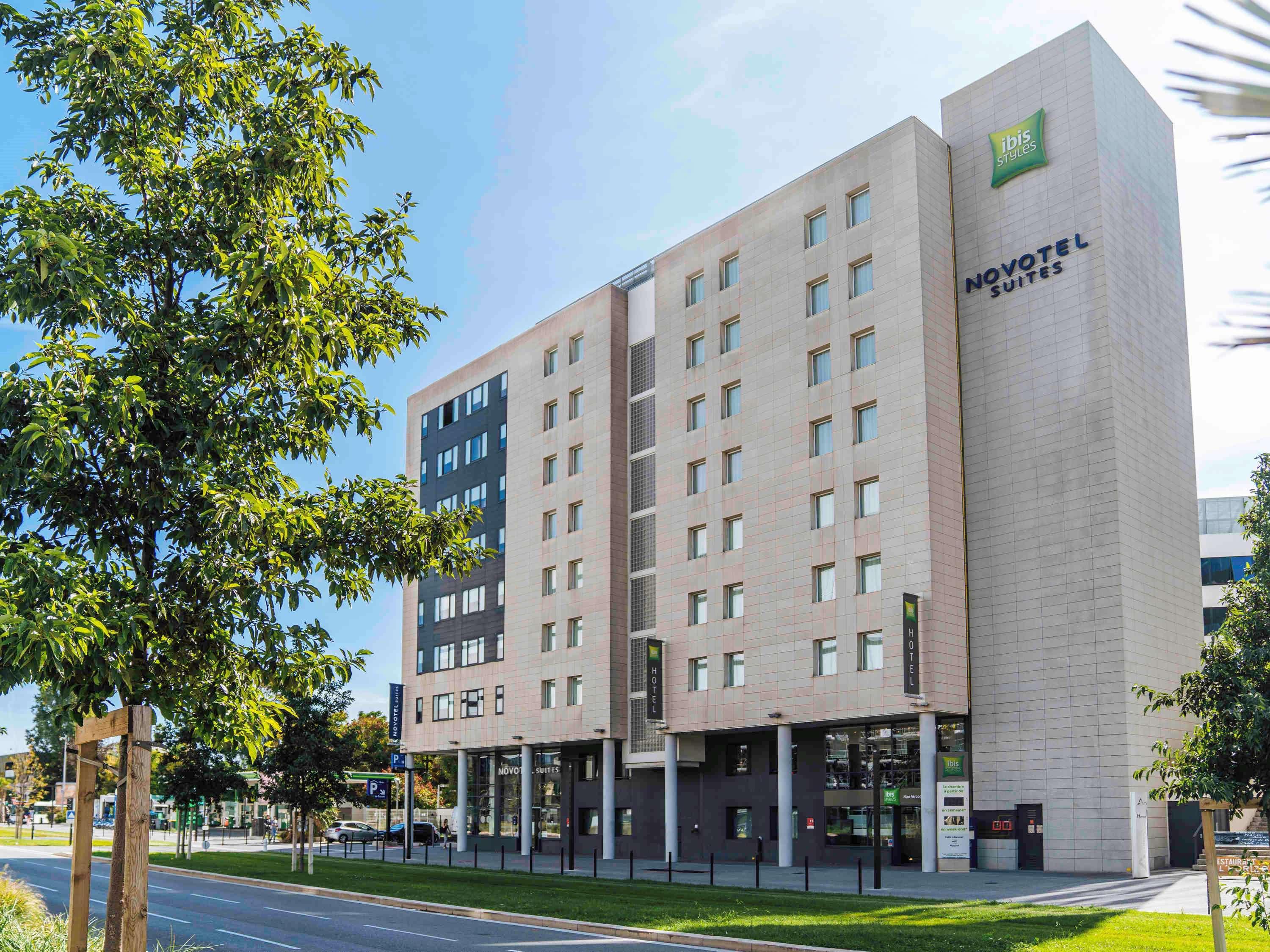 Ibis Styles Nice Aeroport Arenas Buitenkant foto